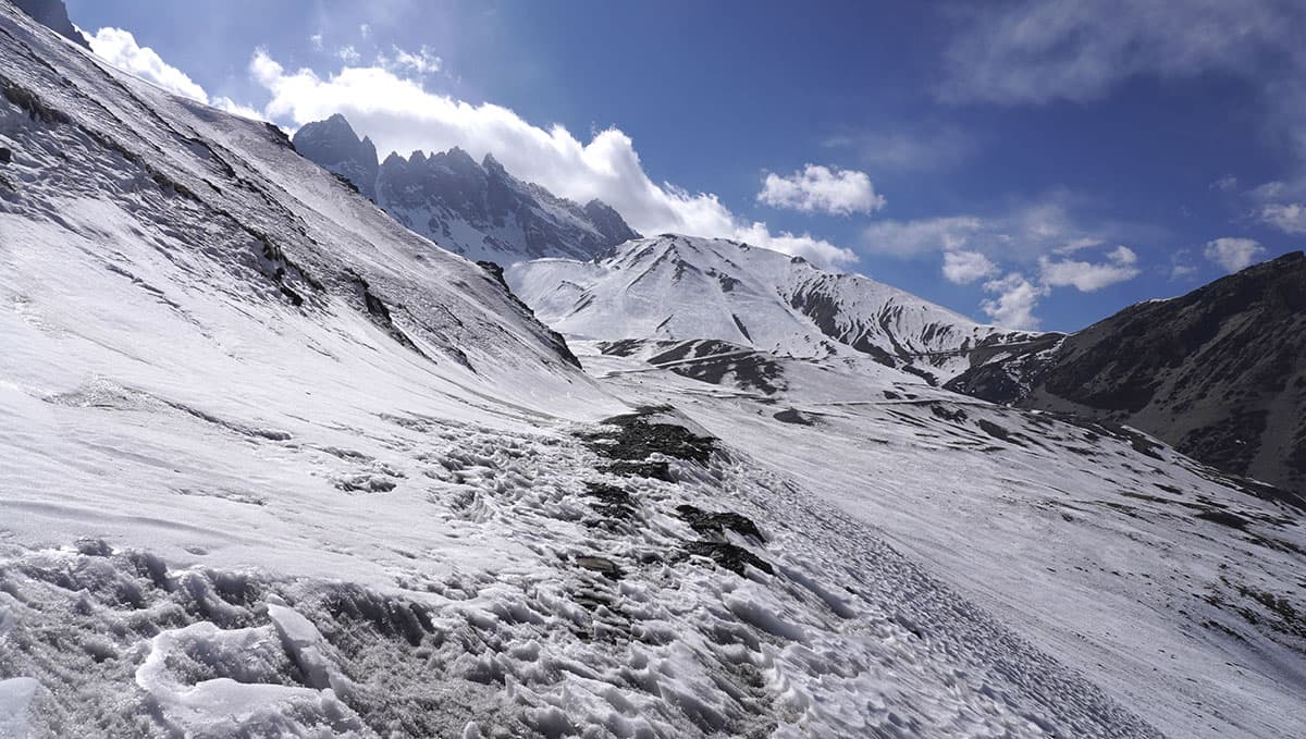 हिमपात र वर्षाले माथिल्लो मुस्ताङमा विद्युत् सेवा अवरुद्ध