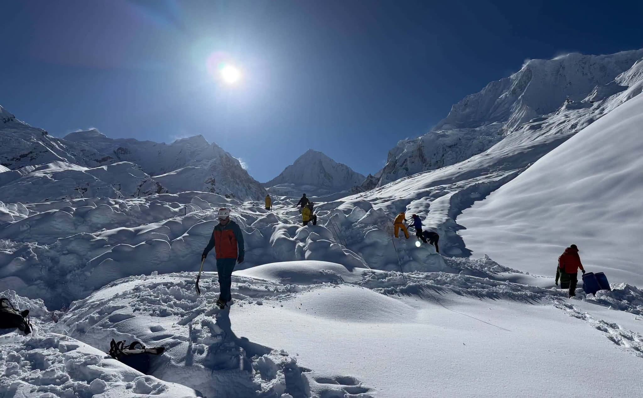 हिमाल चढ्न ७१ देशका आरोहीलाई अनुमति, २८ करोड बढी संकलन