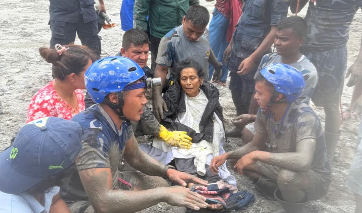बेत्रावतीबाट उद्धार गरिएकी महिलालाई ल्याइयो काठमाडौं