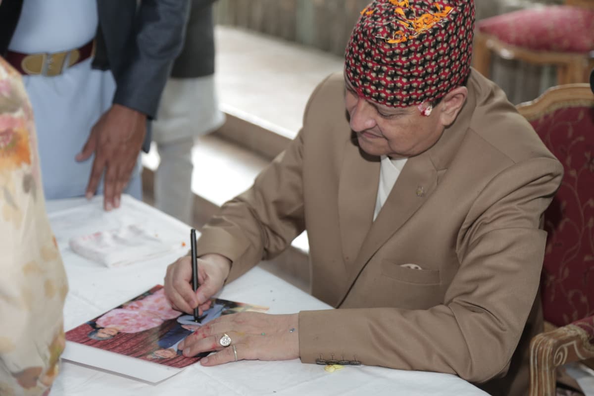 पूर्वराजा र राजपरिवारका सदस्य सम्पत्ति छानबिनको दायरा बाहिर