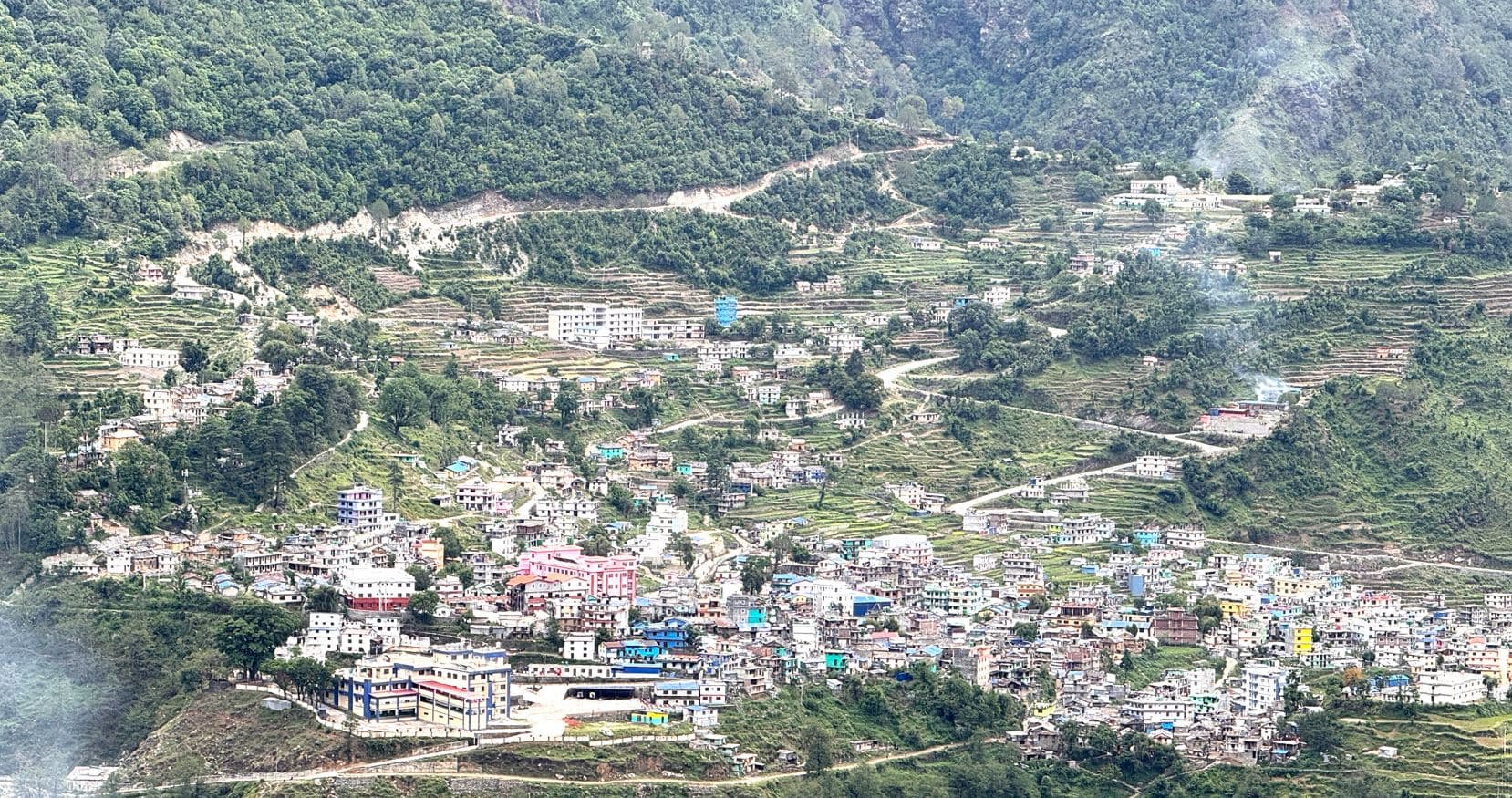 रुखबाट खसेर बालिकाको मृत्यु