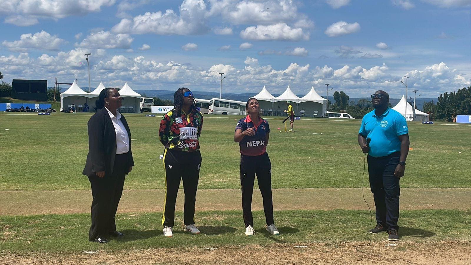 आईसीसी महिला च्यालेन्ज ट्रफी : भानुआटुविरुद्ध ब्याटिङ गर्दै नेपाल