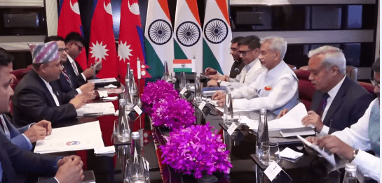 नेपाल र भारतका परराष्ट्रमन्त्रीबीच भेटवार्ता : यस्तो छ तीनबुँदे संयुक्त घोषणा