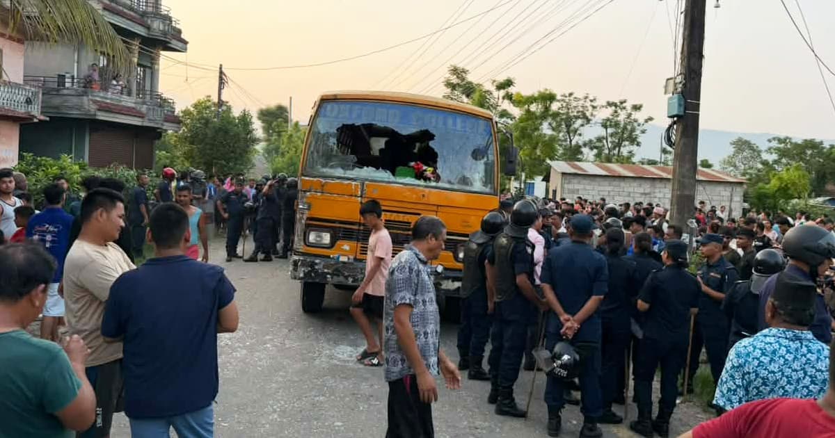 भरतपुरमा स्कुल बसको ठक्करबाट साइकल यात्रीको मृत्यु