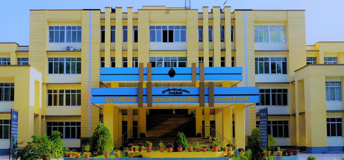 तीन हजार ९०३ सवारीसाधन कारबाहीमा