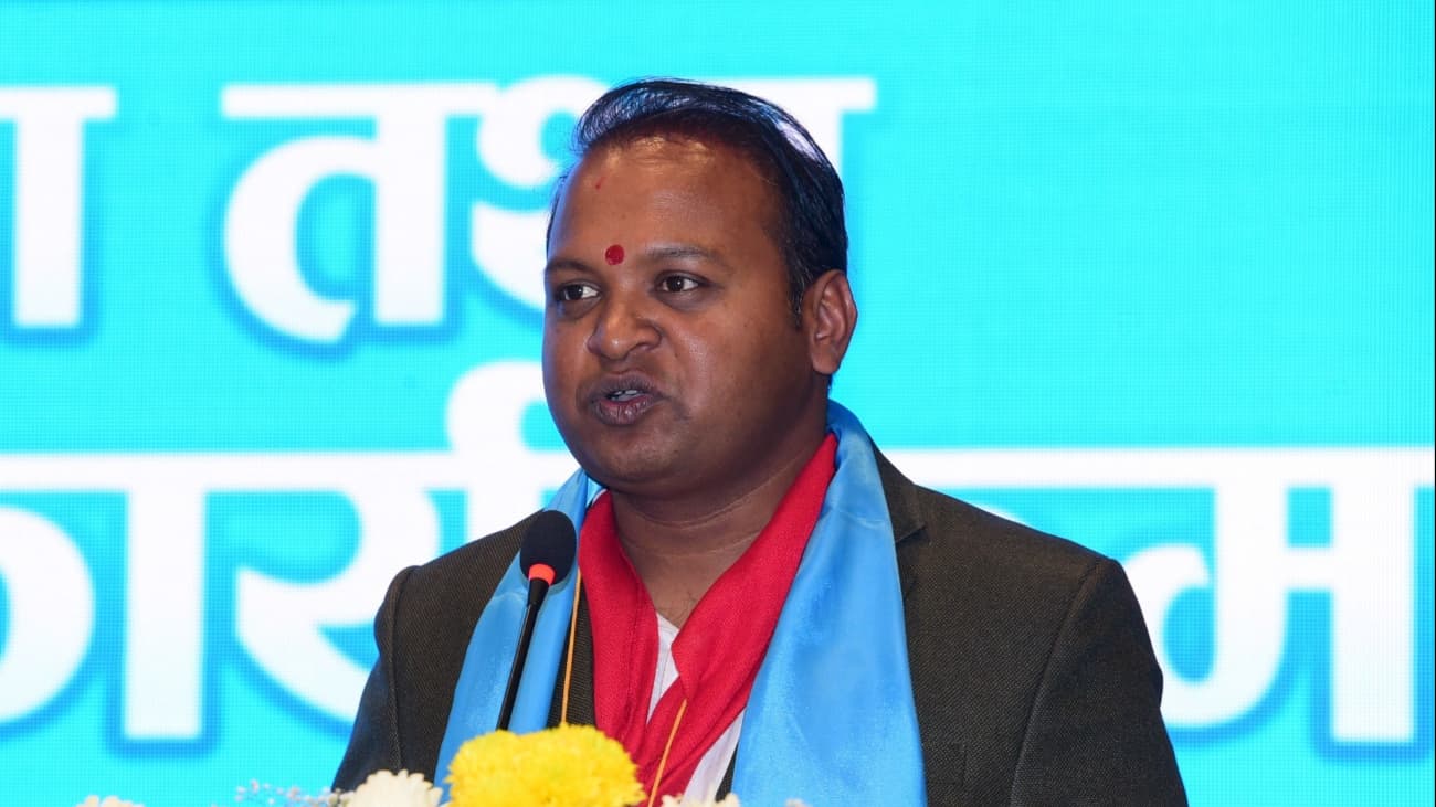 गृहमन्त्रीबारे पूर्वमन्त्री दीपक साह- आशा छ पार्टीले कसैलाई काखा, कसैलाई पाखा गर्ने छैन