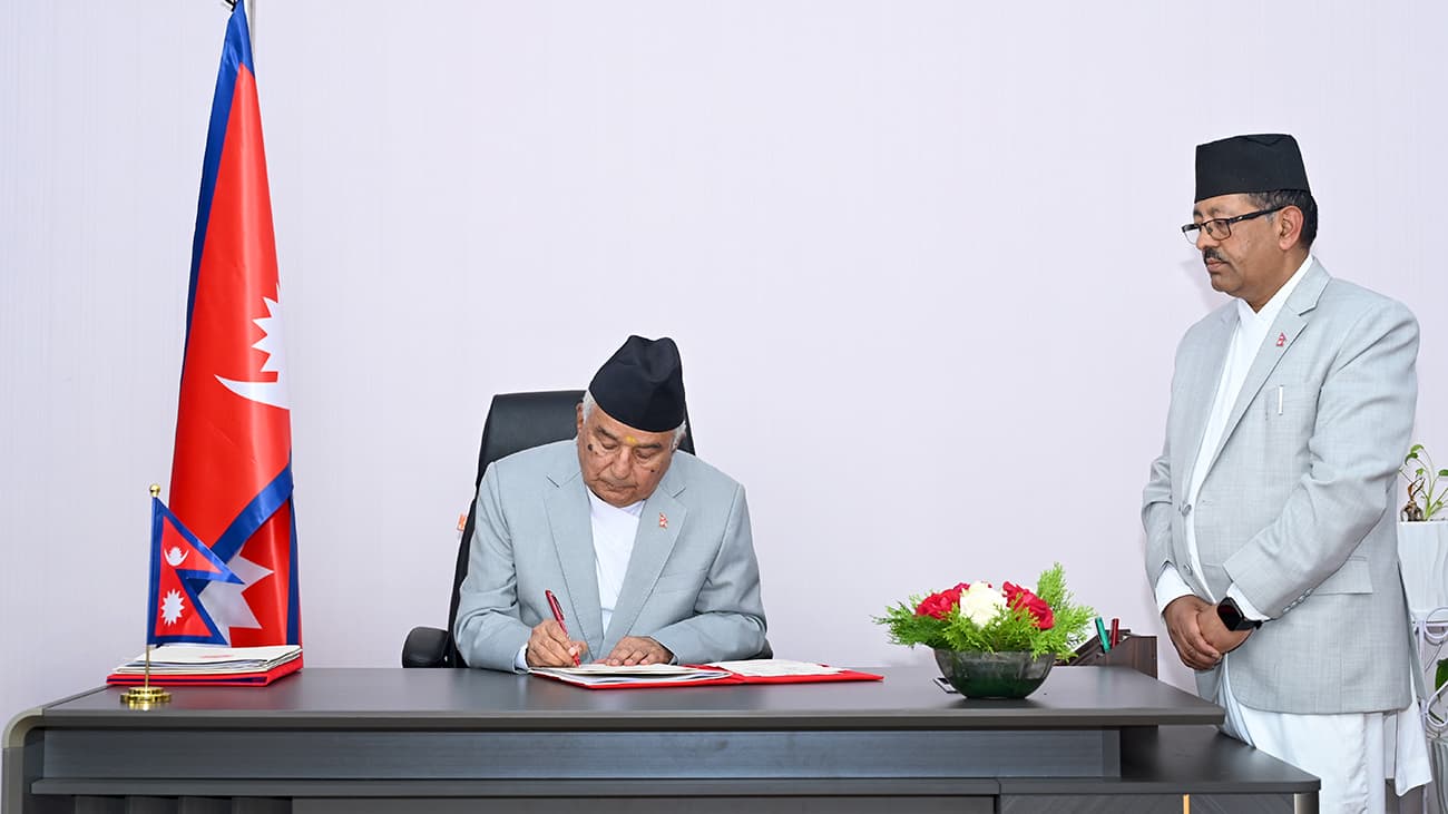 राष्ट्रपतिले जारी गरे एक अध्यादेश, पाँच अध्ययनकै क्रममा