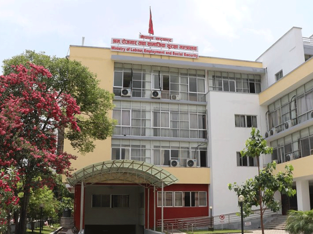 अब आवेदन दिएको दिनमै श्रम स्वीकृति