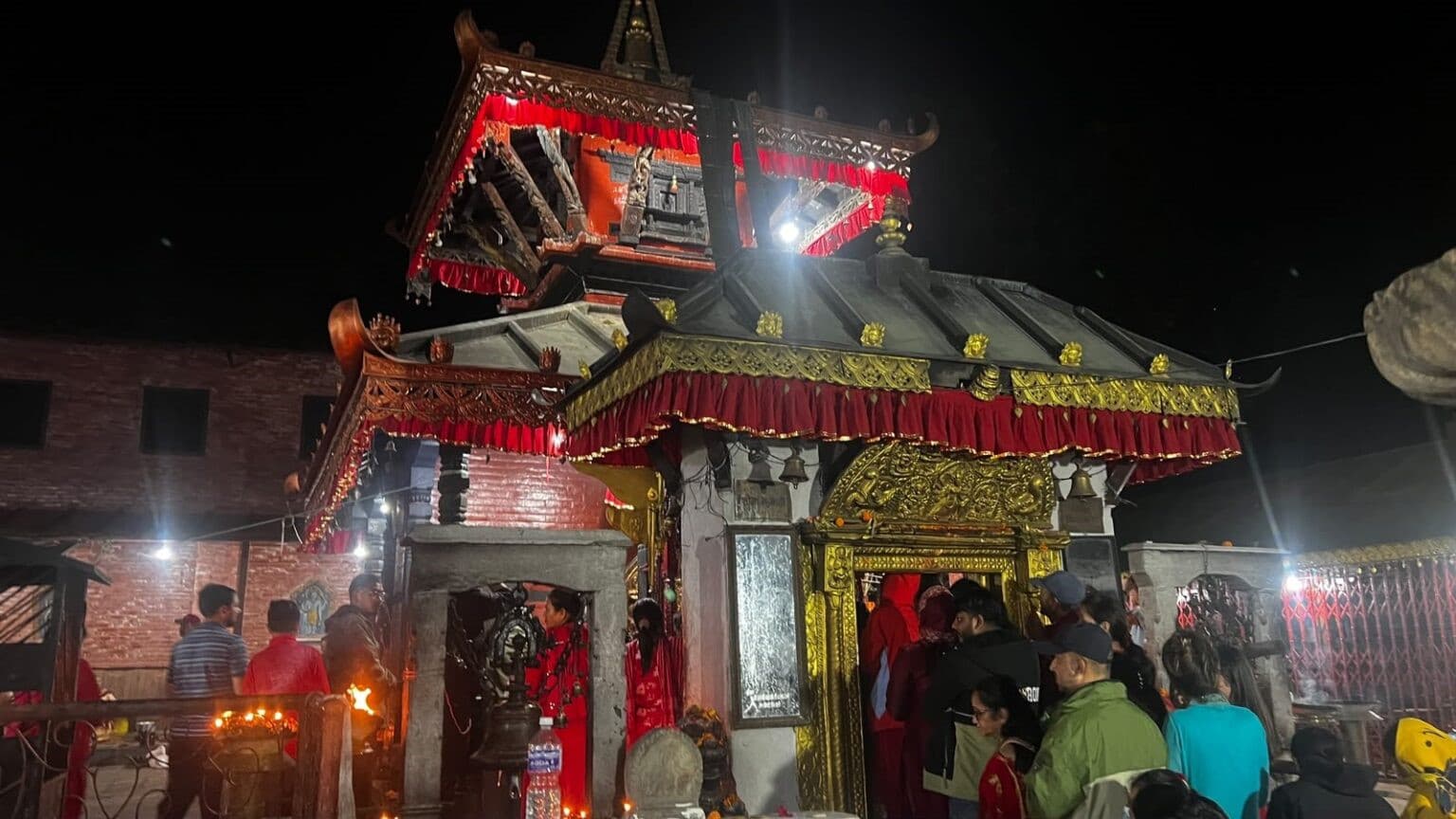 बडादशैँको रौनकः राजधानीसहित देशभरका शक्तिपीठहरू झकिझकाउ
