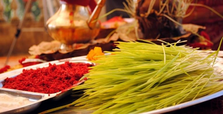 दसैँको टीकाको उत्तम साइत बिहान १०:२६ बजे