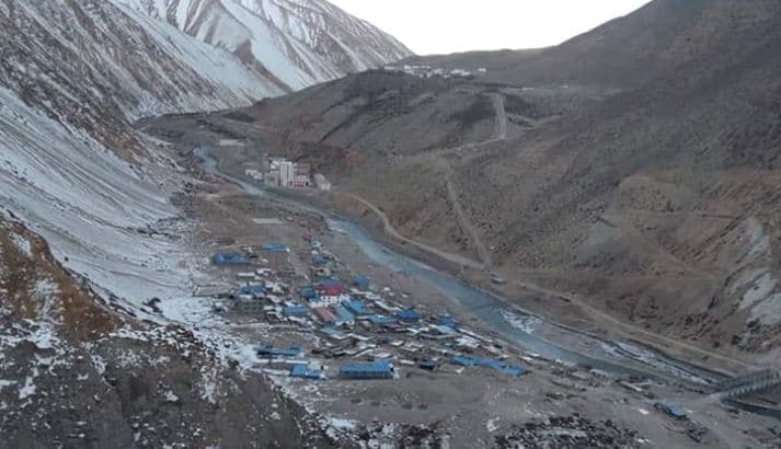 हिउँ पग्लन थालेपछि हुम्लाको हिल्सास्थित यारी नाका सञ्चालनमा