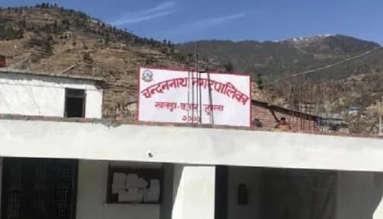 चन्दननाथमा अग्नि निभाउने उपकरण जडान