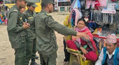 वीरेन्द्रनगरमा नगर प्रहरी, सडक छेउछाउका ठेला व्यवसाय व्यवस्थित गरिने