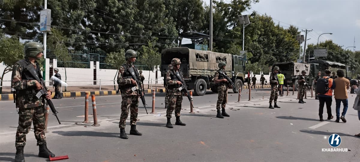 जाँचबुझ आयोगको निष्कर्ष : सिंहदरबार र शीतल निवास जलिरहँदा सेना ‘चुप लागेर’ बस्यो