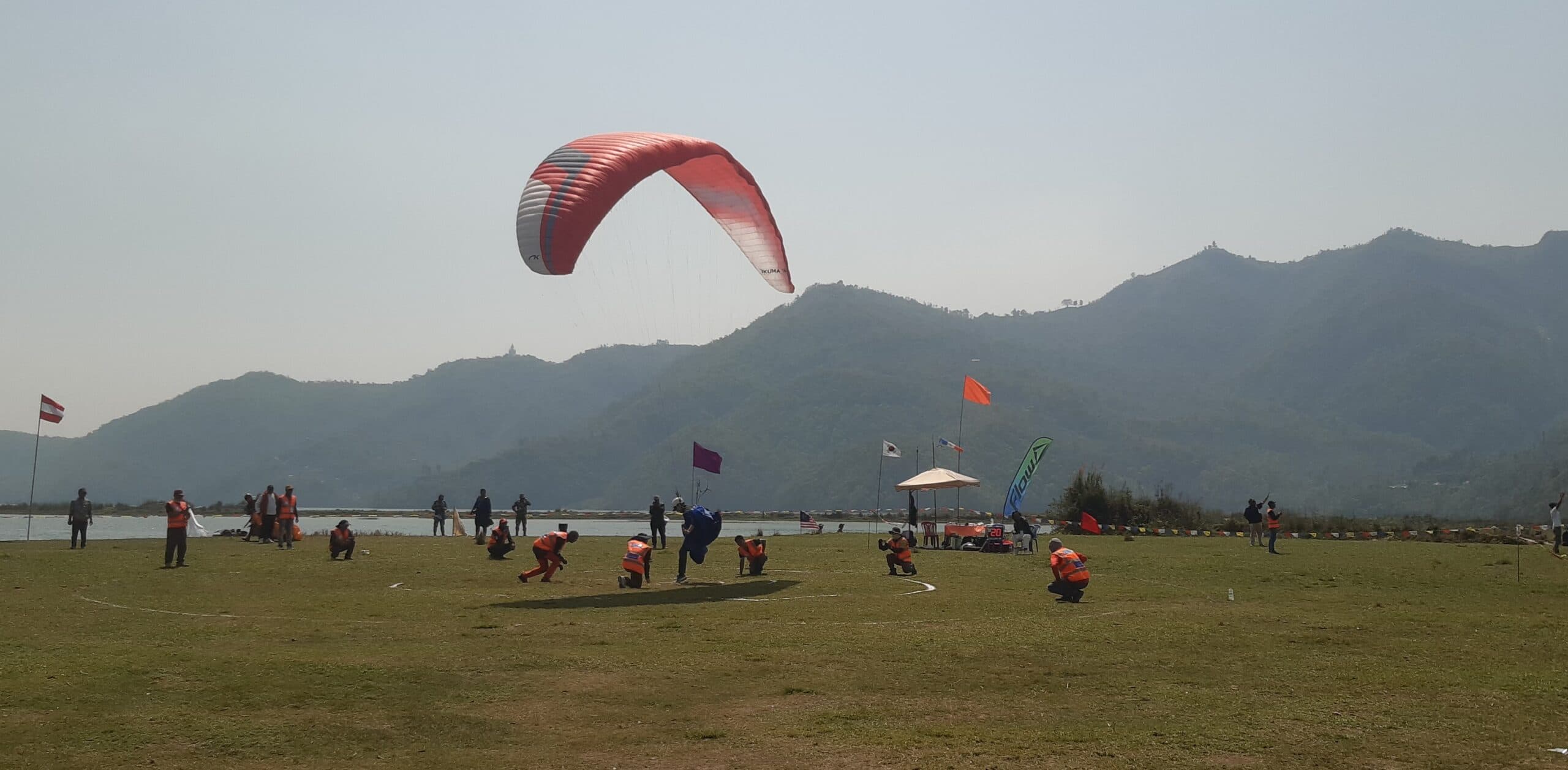 पोखरामा प्याराग्लाइडिङ प्रतियोगिता