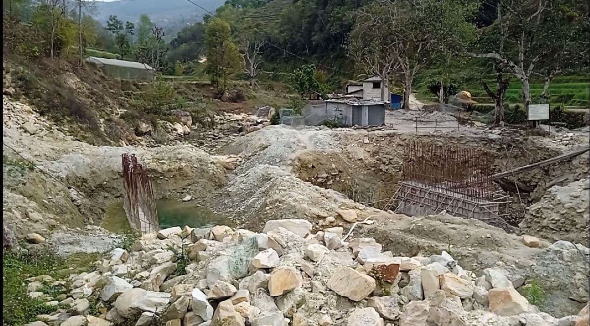 दुई वर्षमा सक्नुपर्ने मल्याङ्दीखोला मोटरेबल पुलको काम २५ प्रतिशत मात्र