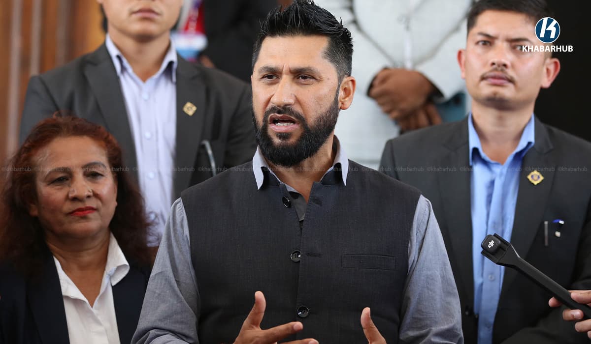 घरबारविहीनको जिम्मा सरकारले लिन्छ : सभापति लामिछाने