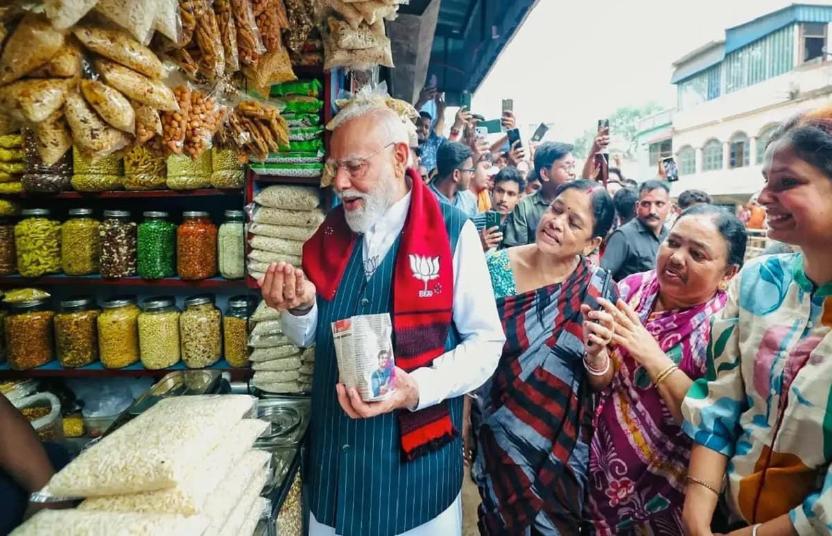 पश्चिम बंगालको प्रारम्भिक रुझानमा भाजपा बहुमततर्फ, पछ्याउँदै टीएमसी, भवानीपुरबाट ममताको अग्रता