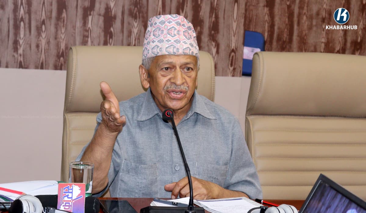 ‘विदेशी मुद्रा सञ्चितिलाई विकास कोषमा लगाउँदा मुलुक दुर्घटनामा पर्न सक्छ’