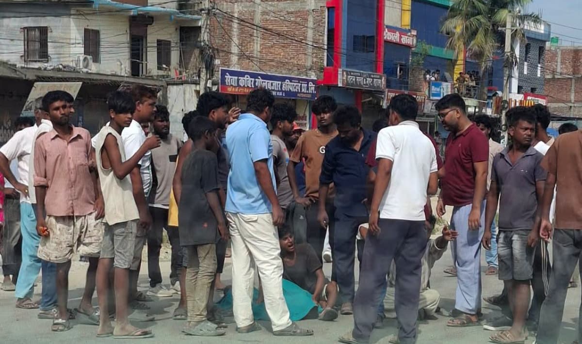 सिरहाको गोलबजारमा ज्यान गुमाएका युवकको घाँटीमै गोली