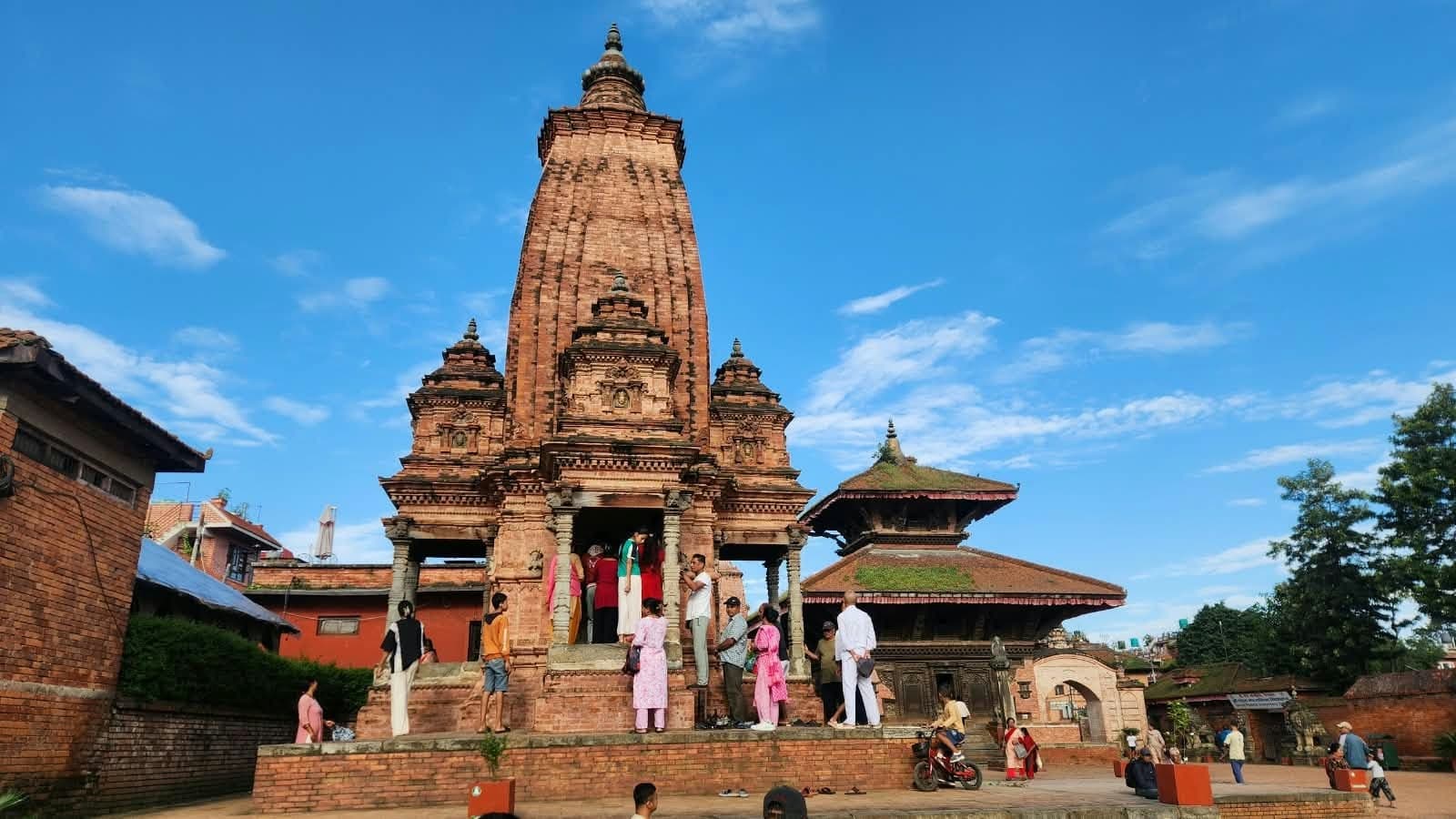 भक्तपुरमा केदारनाथ मन्दिर खुला : साँझ महाआरती गरिँदै