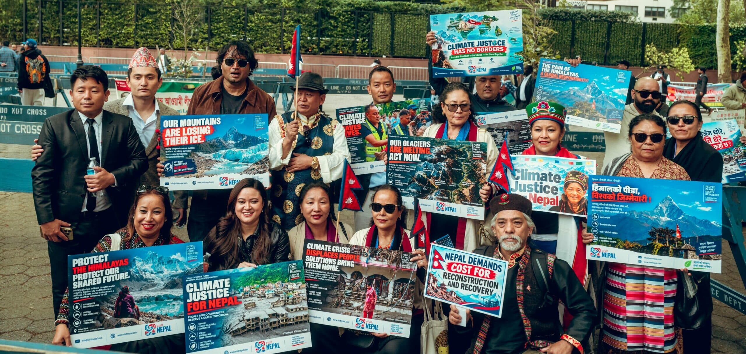 बालेनको सम्बोधन भइरहँदा न्यूयोर्कमा जलवायु न्यायका लागि भिजिट नेपालको प्रदर्शन
