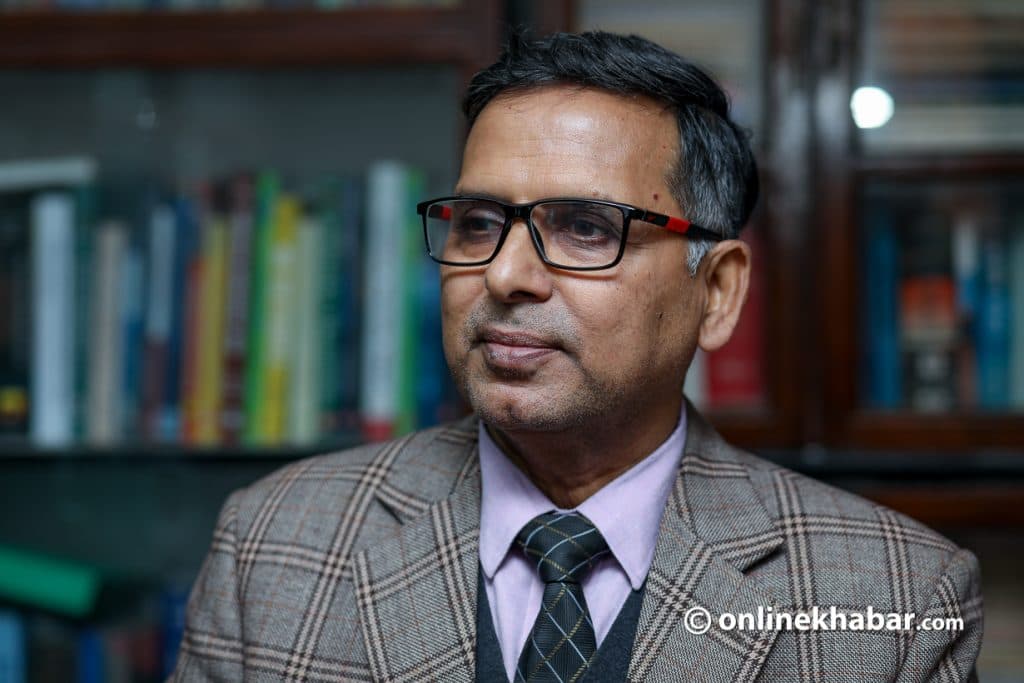 संविधानविद् अधिकारीको टिप्पणी- चितुवा बजेट