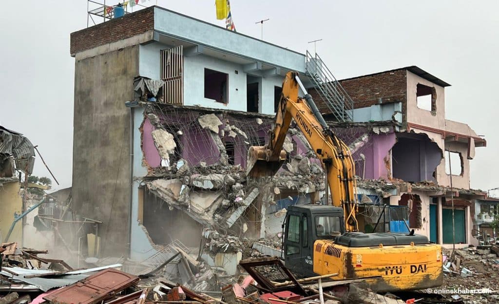 काठमाडौंका कुन–कुन बस्तीमा चल्दैछ डोजर ?