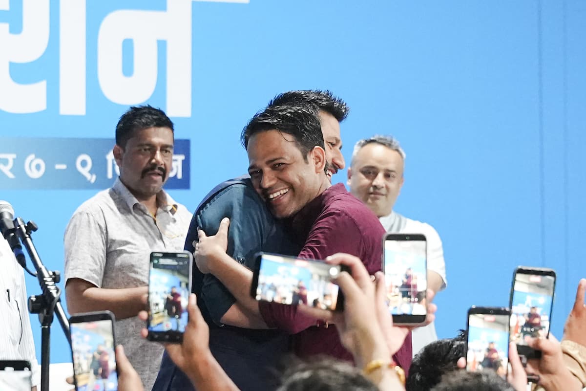 केही राम्रो सन्देश र गुटबन्दीको संशयसँगै रास्वपा महाधिवेशनको मैझारो