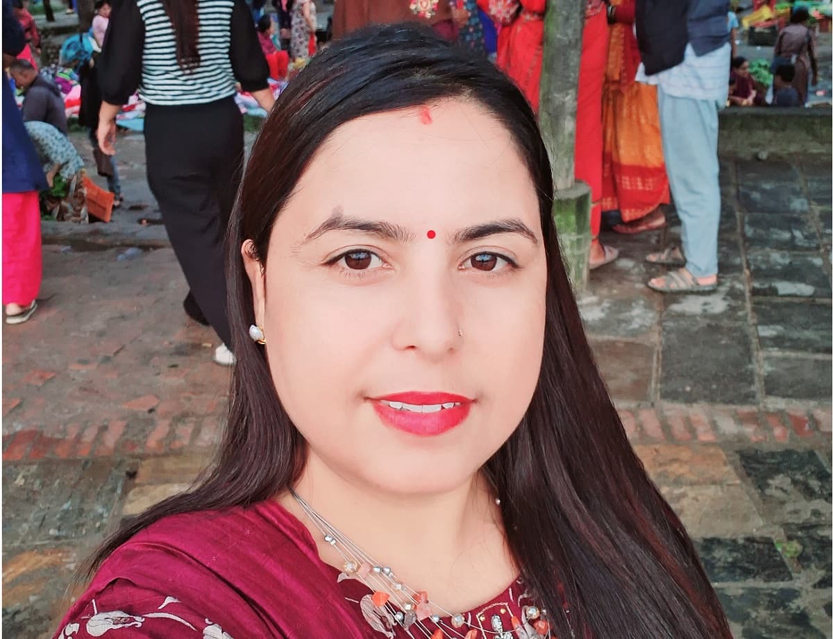 आमा तिमी...