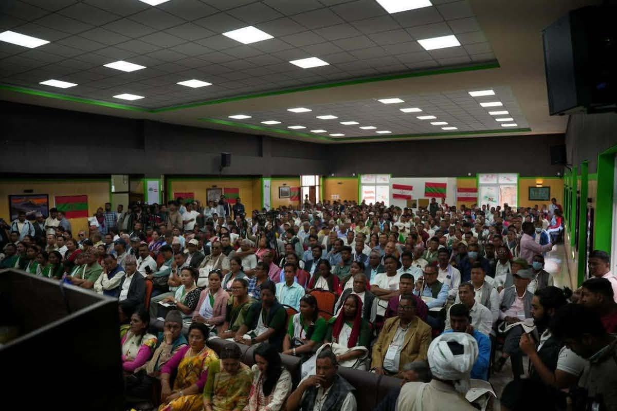 नेपाल थारू संघको अध्यक्षमा शिवनारायण महतो गुरौ सर्वसम्मत
