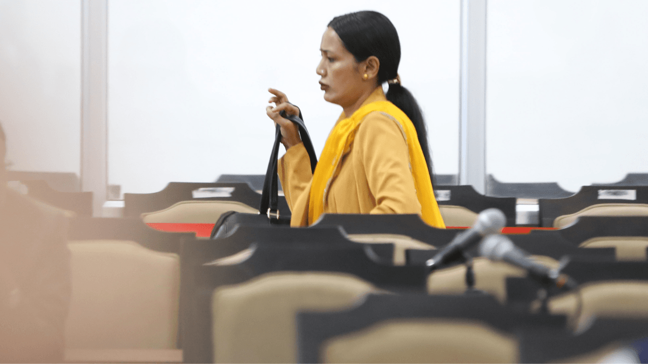 परराष्ट्र मन्त्रीलाई प्रश्न सोध्न नपाएपछि संसद बैठकबाट रिसाएर बाहिरिइन् सांसद आशिका तामाङ