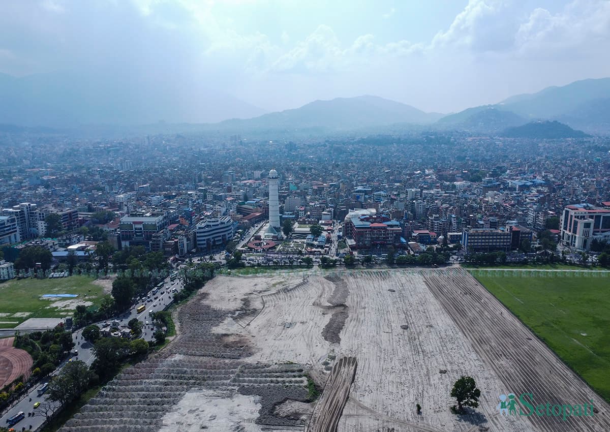 दुबो रोप्न धमाधम सम्याइँदैछ टुँडिखेल  (तस्बिरहरू)