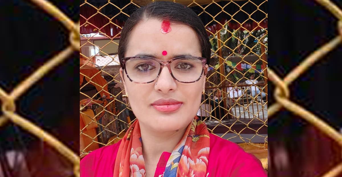 बच्चा हुर्काउँदै कसरी पढ्ने लोक सेवा?