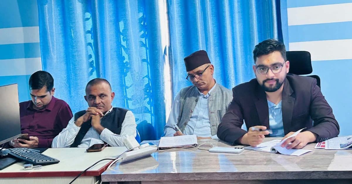 सम्पर्क कार्यालयमार्फत नागरिकका गुनासा सुन्छु : सांसद खरेल
