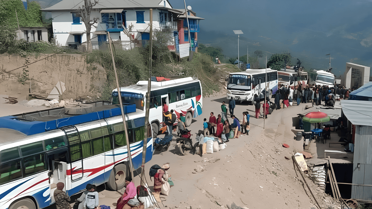 खोटाङमा नयाँ भाडादर निर्धारण: बसलाई प्रतिकिमी १३ र जीपलाई १५ रुपैयाँ