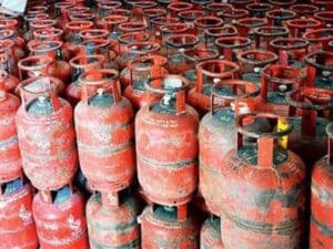 ग्यासको कालोबजारी रोक्न उपत्यकाका डिपोमा सादा पोसाकका प्रहरी खटाइने