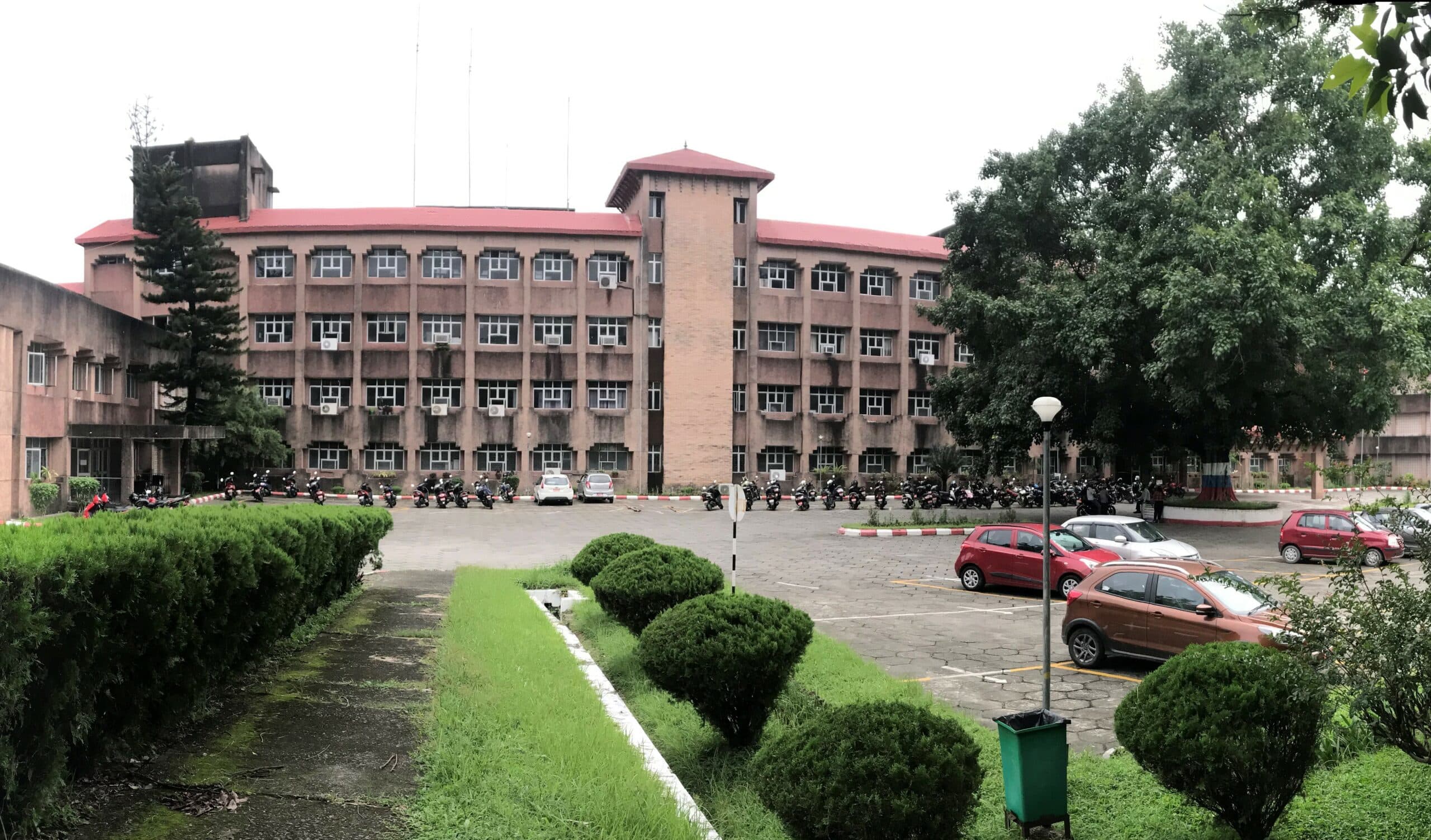 बी.पी कोइराला स्वास्थ्य विज्ञान प्रतिष्ठानले पनि सातामा दुई दिन बिदा दिने