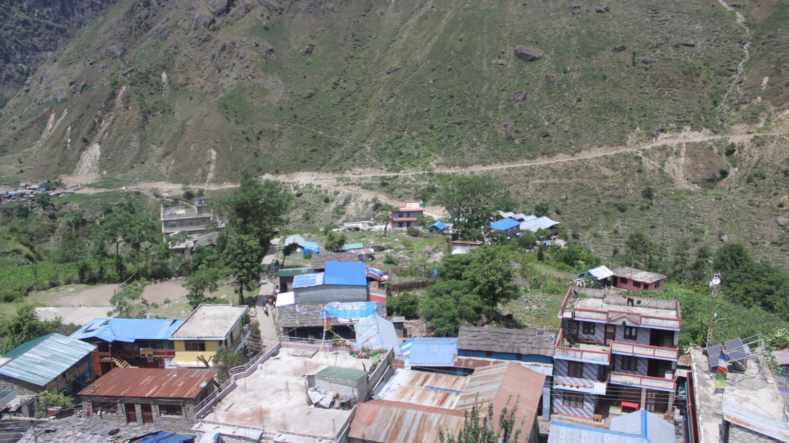 चुमनुब्रीको फिलिममा मोटर पुग्यो