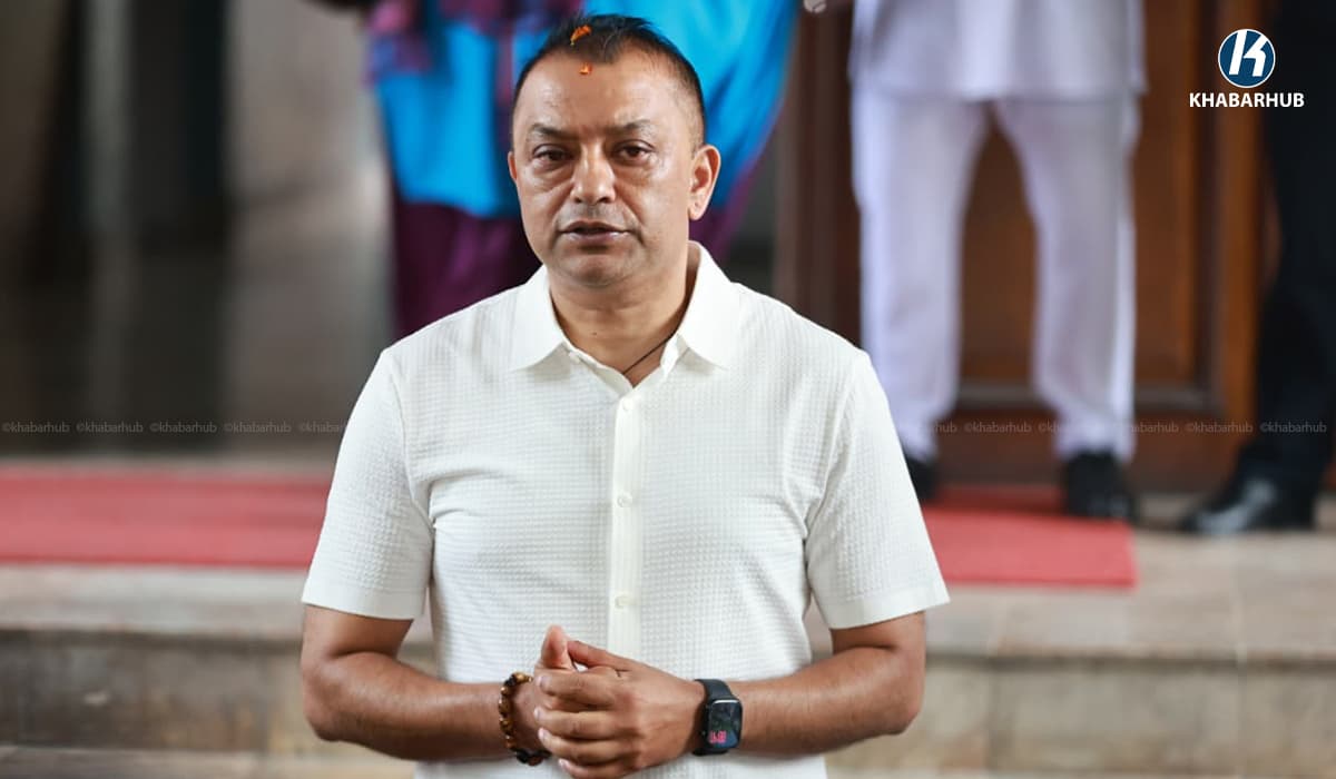 सांसदहरूले आफूले बोल्ने हरेक शब्द र निर्णयप्रति गम्भीर हुनुपर्छ : गगन थापा