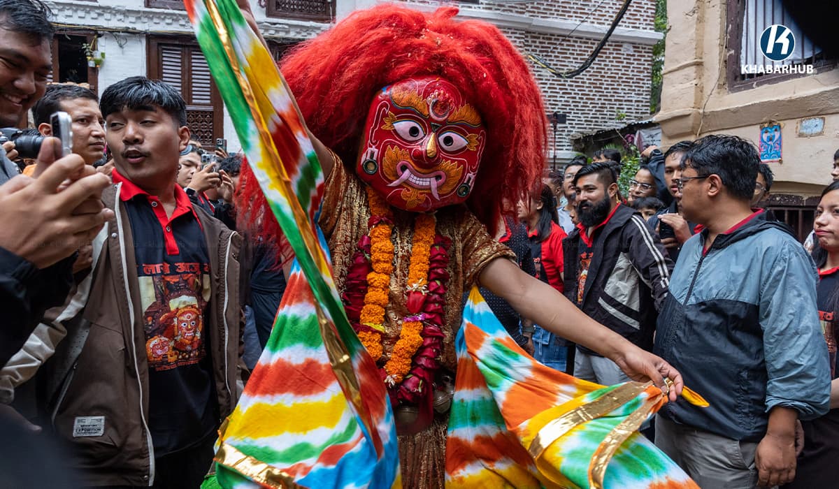 वसन्तपुरमा निकालियो लाखे, पुलुकुसी, हल्चोक आकाश भैरवको नाच (तस्बिरहरू)