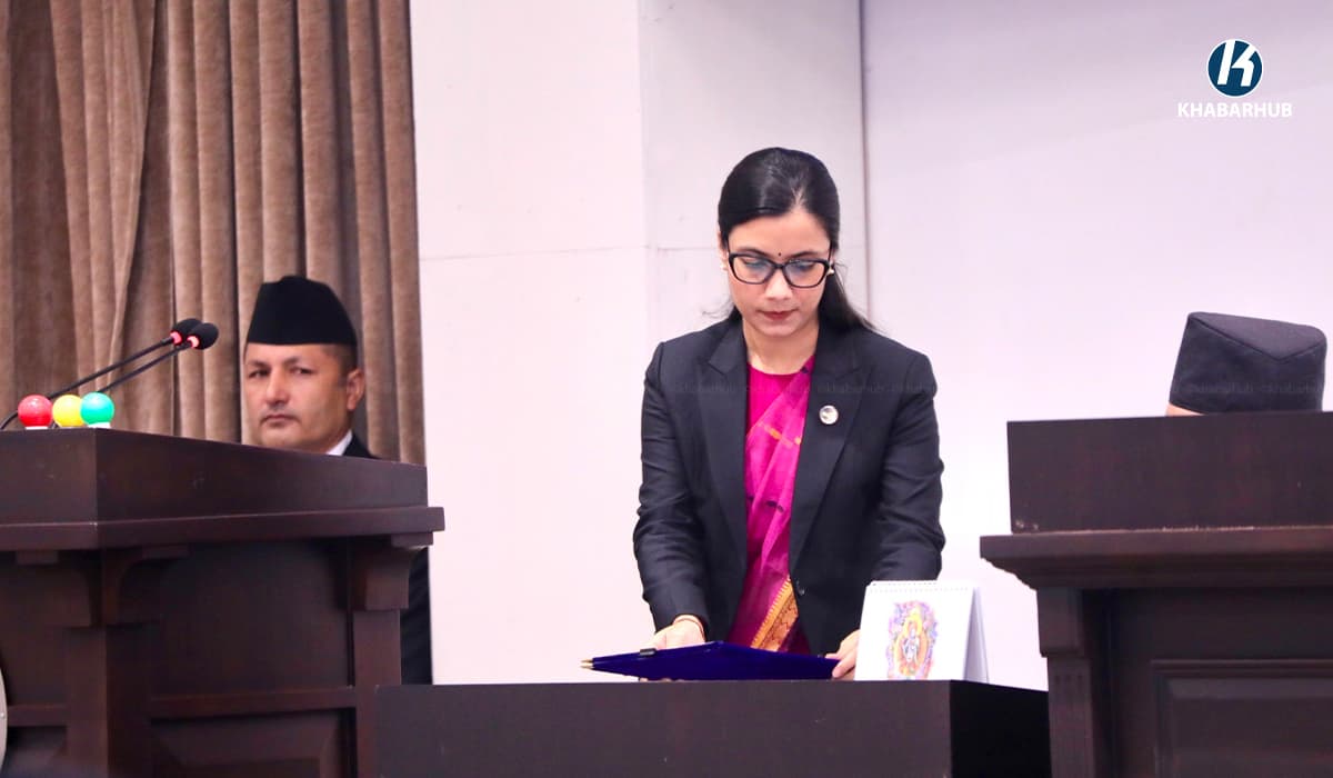 पदाधिकारी पदमुक्तिको कानुनी रिक्तता हटाउन विधेयक ल्याएका हौँ : मन्त्री गौतम