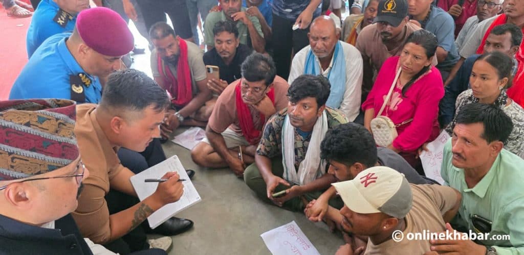 मिटरब्याज पीडितसँग सरकारको तेस्रो चरणको वार्ता– आन्दोलन रोकेर वार्तामा सहभागी हुन आग्रह